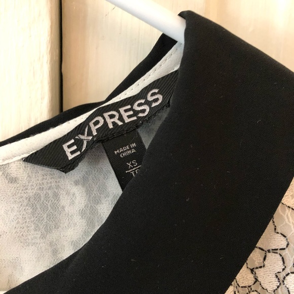 Express Lace Peter Pan Top - Picture 4 of 7